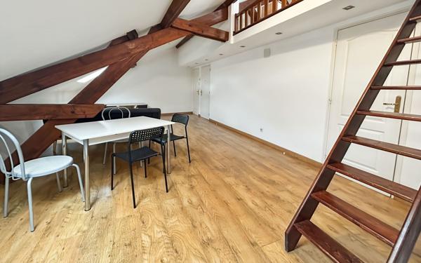 Appartement à louer    1 pièce •  Reims