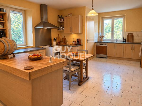 Appartement Evans 5 chambres, 188.09 m2, jardin, garage