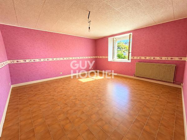 Appartement Evans 5 chambres, 188.09 m2, jardin, garage
