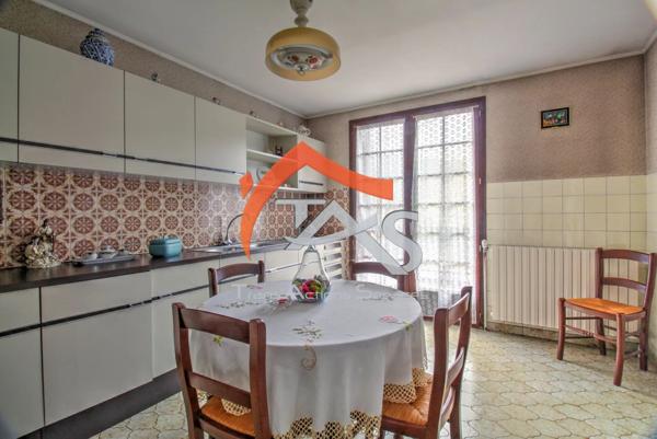 Vente Maison 8 pièces 224 m2 à Rive-de-Gier
