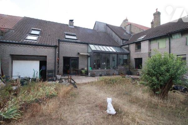 MAISON SEMI PLAIN PIED DE 258 M2  HABITABLES - 3 CHAMBRES - JARDIN - GRAND GARAGE - ATELIER - A...