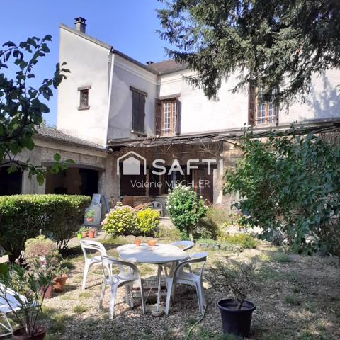 GRANDE MAISON À RÉNOVER SUR UN TERRAIN DE 1590 m2