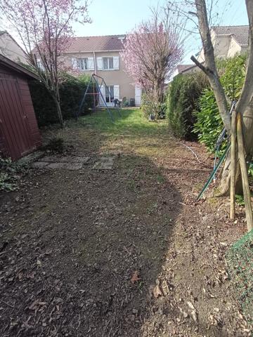 Très belle Maison située à Cergy-le-Haut 4CH et 1 bureau