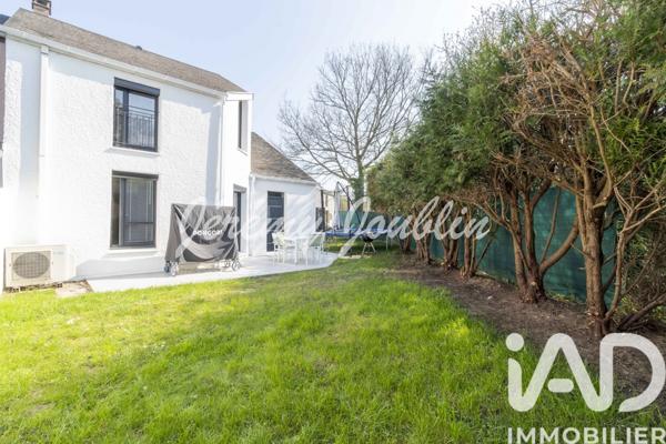 Maison à vendre 5 pièces 102 m² Jouy-le-Moutier