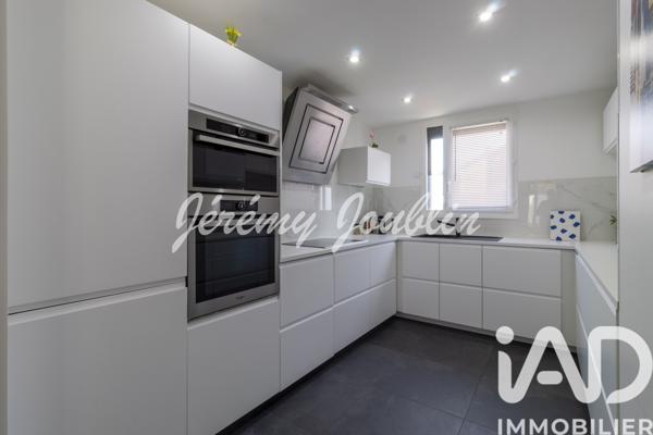 Maison à vendre 5 pièces 102 m² Jouy-le-Moutier