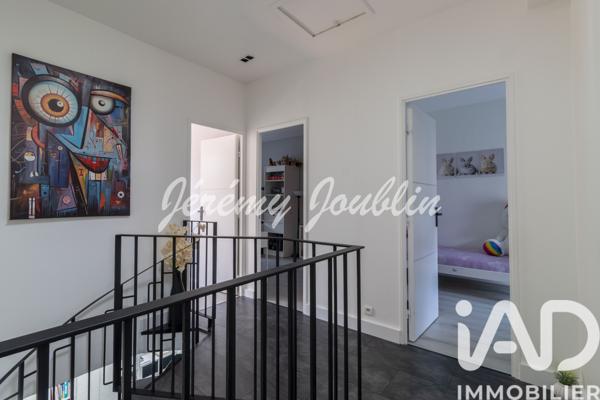Maison à vendre 5 pièces 102 m² Jouy-le-Moutier