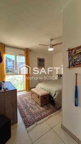 T3 CLIMATISÉ - TERRASSE ET BELLE CUISINE ÉQUIPÉE