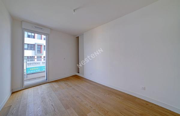 Appartement 2 pièces 54. m²  avec terrasse de 5 m²  et 3 m² Asnières-sur-Seine