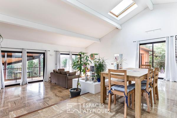 Maison d’Architecte piscine et vue sur la campagne