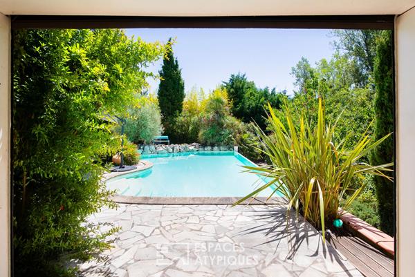 Maison d’Architecte avec vue, piscine et poolhouse