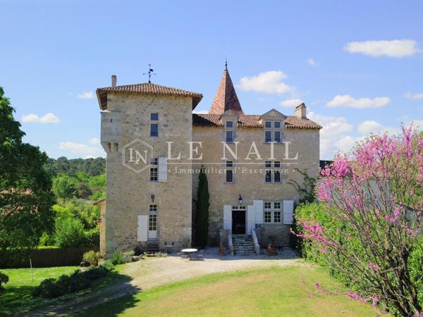 Beau château XIIIe et Renaissance aux portes de Nérac (Lot-et-Garonne)