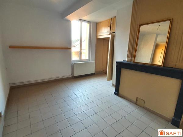 Maison mitoyenne de deux appartements