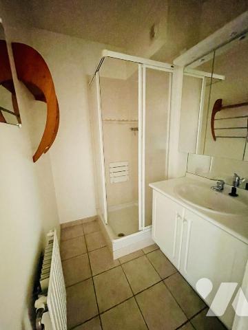 Appartement T4-T5 de plus de 100m² avec terrasse de 70m² - Double parking et Cave