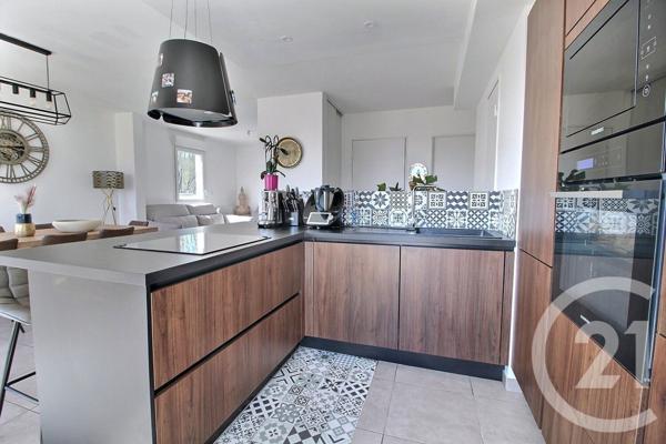 Appartement F3 à vendre  4 pièces - 78 m2 ST MAURICE DE BEYNOST - 01