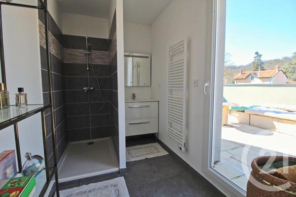 Appartement F3 à vendre  4 pièces - 78 m2 ST MAURICE DE BEYNOST - 01