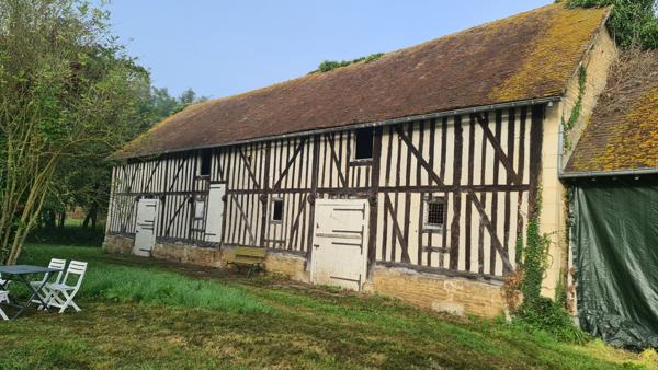 PROPRIETE à CROISSANVILLE PAYS D'AUGE 1/2h de DEAUVILLE CABOURG CAEN