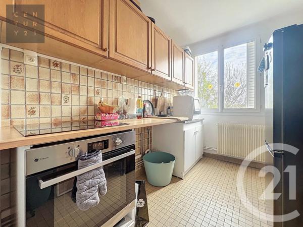 Appartement F4 à vendre  4 pièces - 67,18 m 2   TROYES  - 10
