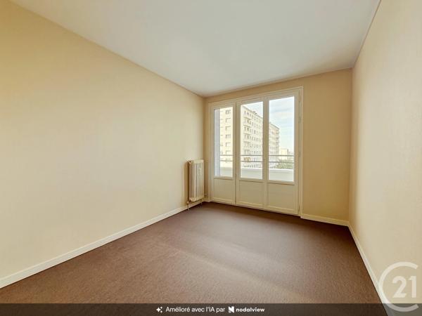 Appartement F4 à vendre  4 pièces - 67,18 m 2   TROYES  - 10