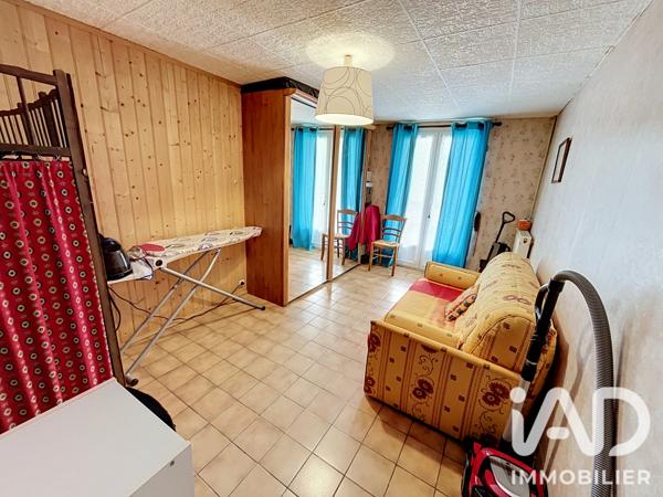 Maison à vendre 8 pièces 192 m² Saint-Gervais-les-Trois-Clochers