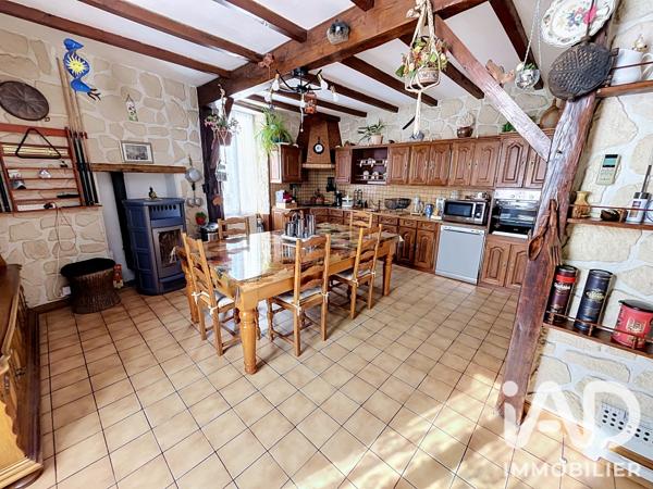 Maison à vendre 8 pièces 192 m² Saint-Gervais-les-Trois-Clochers