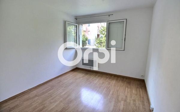 Appartement à vendre    4 pièces • 82 m2 Marseille 11