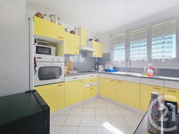 Appartement à vendre  4 pièces - 80,59 m 2   TROYES  - 10