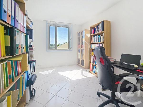 Appartement à vendre  4 pièces - 80,59 m 2   TROYES  - 10
