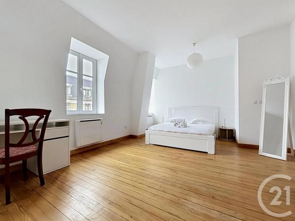 Appartement F4 à vendre  5 pièces - 122,60 m 2   NANCY  - 54