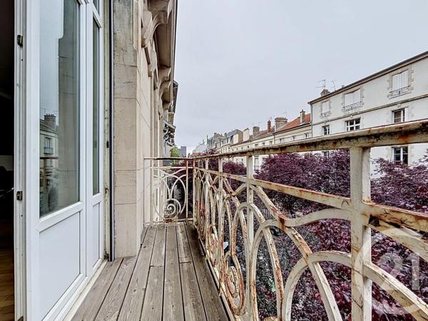 Appartement F4 à vendre  5 pièces - 122,60 m 2   NANCY  - 54