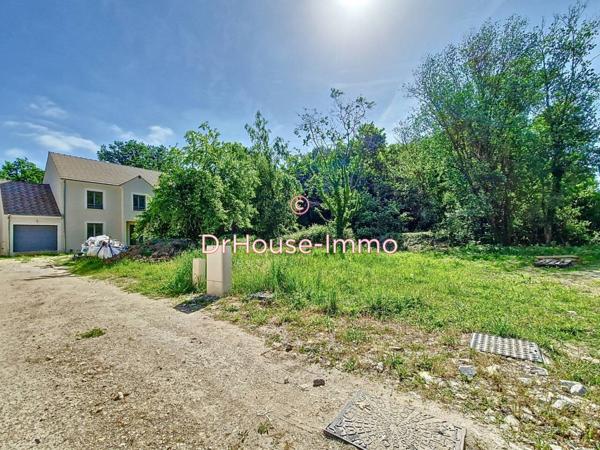 Terrain à vendre de 1 047 m²