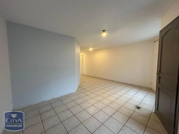 Appartement à louer 2 pièces 47.5m²