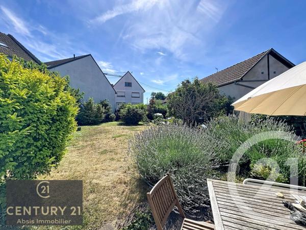 Immeuble à vendre  240 m 2   VENDENHEIM  - 67