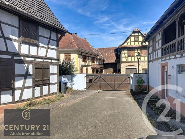 Immeuble à vendre  240 m 2   VENDENHEIM  - 67