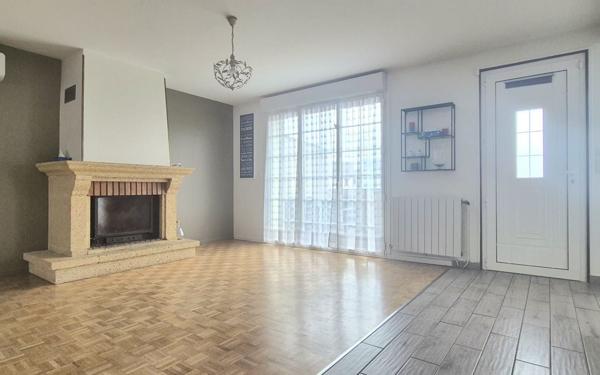 Maison à vendre    6 pièces • 132 m2 Coubert