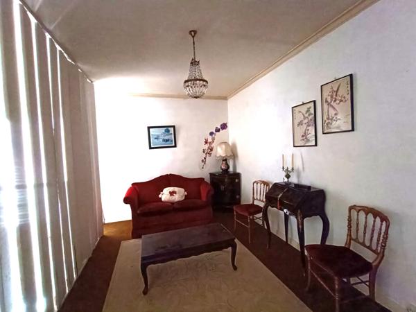 Arles (13200) Quartier Chabourlet, maison de ville avec jardin