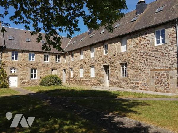 A VENDRE. Ensemble immobilier. BARENTON. Sud Manche. Basse Normandie.
Ensemble immobilier comp...