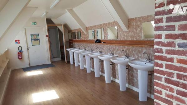 A VENDRE. Ensemble immobilier. BARENTON. Sud Manche. Basse Normandie.
Ensemble immobilier comp...