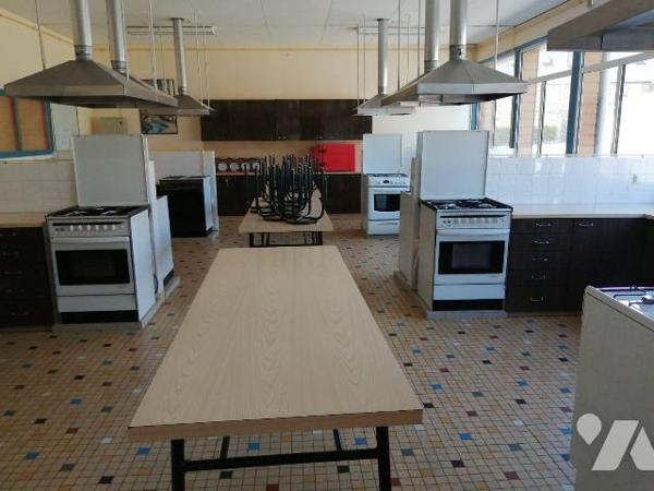 A VENDRE. Ensemble immobilier. BARENTON. Sud Manche. Basse Normandie.
Ensemble immobilier comp...