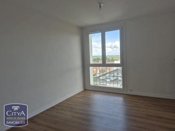 Appartement à louer 4 pièces 108.07m² Saint-Omer (62500)