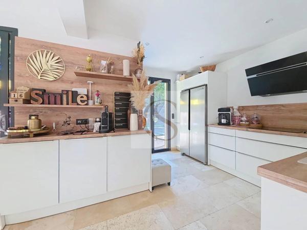 Maison à vendre 6 pièces de 180 m²