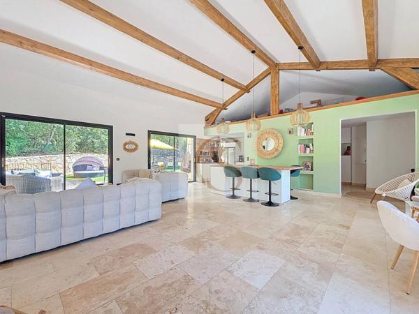 Maison à vendre 6 pièces de 180 m²