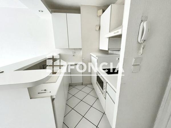 Location Appartement 2 pièces 35.95 m² - 133 RUE DE L'EGLISE Ornex 01210