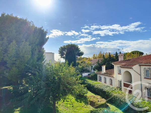 Appartement T3 à vendre  3 pièces - 62,70 m2 LA CIOTAT - 13
