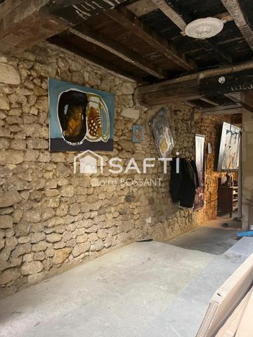 Maison en pierre - Bourg - Potentiel et authenticité