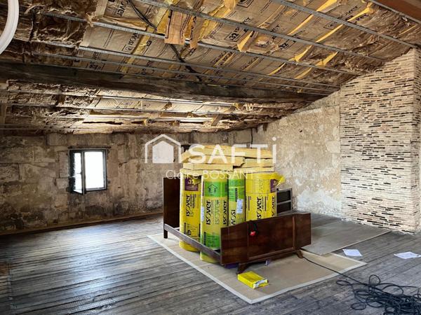 Maison en pierre - Bourg - Potentiel et authenticité