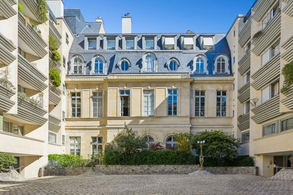 Vente Appartement de luxe Paris 7 4 Pièces 100 m²