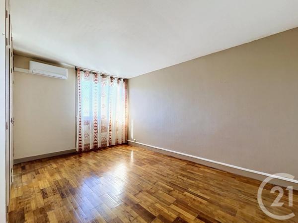 Appartement F3 à vendre  3 pièces - 89,05 m 2   BAGNOLS SUR CEZE  - 30