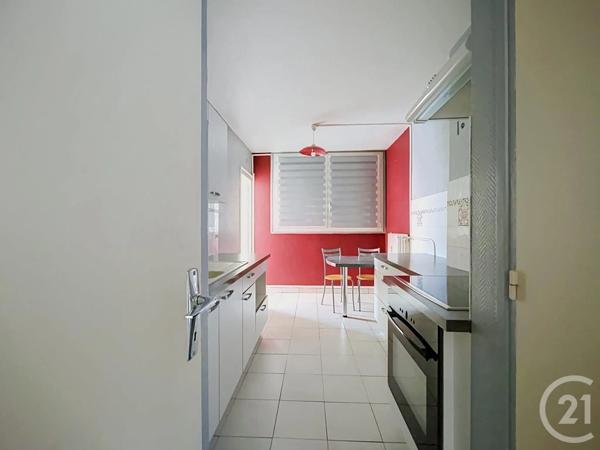 Appartement F3 à vendre  3 pièces - 89,05 m 2   BAGNOLS SUR CEZE  - 30