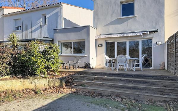 Maison à vendre    4 pièces • 101 m2 Lunel-Viel