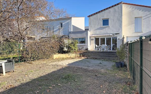 Maison à vendre    4 pièces • 101 m2 Lunel-Viel